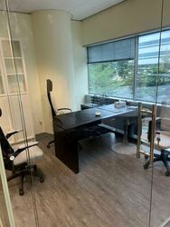Gateway East (D7), Office #559001741